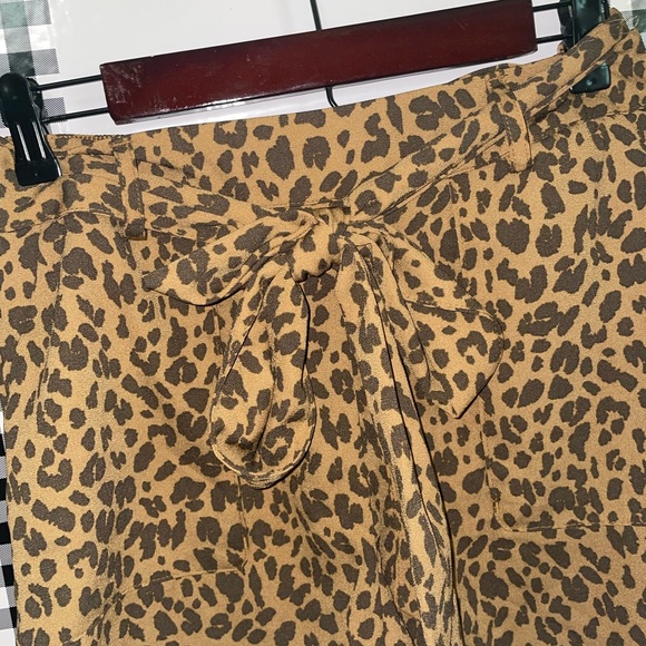 A New Day Leopard Shorts size medium - Picture 5 of 9